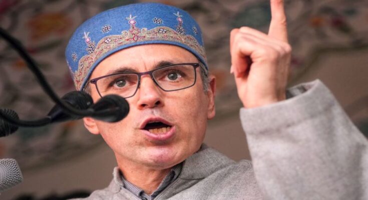 Congress had committed support to AAP at Patna Meet Omar on Delhi Ordinance